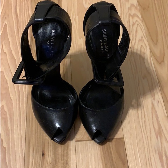 Saint Laurent Shoes - ✨YSL sexy black heels✨
